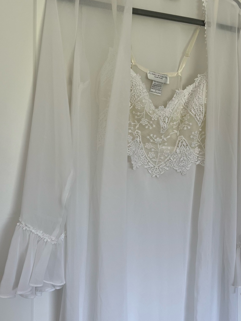 Flora Nikrooz Ivory Lace-Trim Robe and Chemise